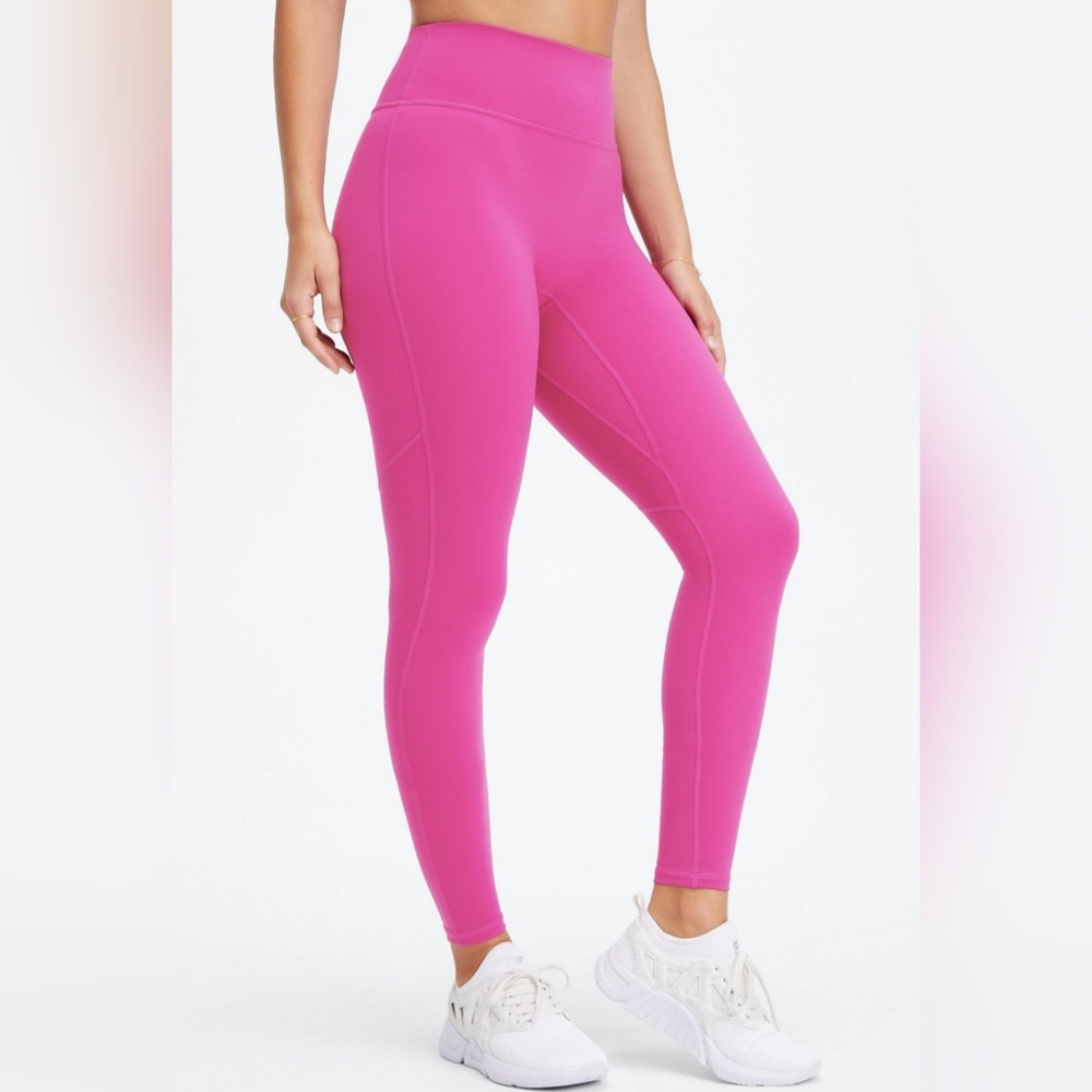 Fabletics Anywhere Motion 365 High-Waisted Leggings/Very Berry/Size Medium